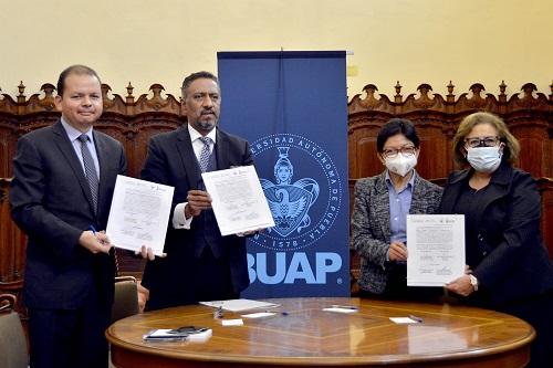 Encabeza rectora Lilia Cedillo firma de convenio entre BUAP y Prodecon