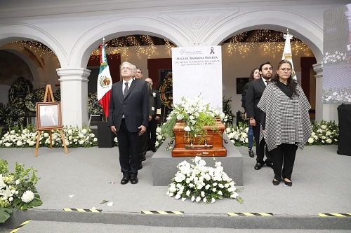 AMLO preside homenaje póstumo al gobernador Miguel Barbosa Huerta