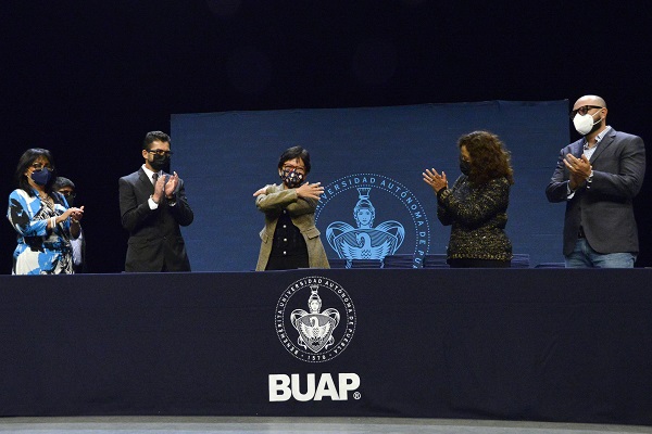 Preside rectora Lilia Cedillo la graduación de 268 egresados de Psicología