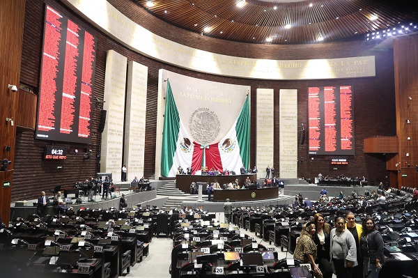Aprueban diputados dictamen de Vacaciones Dignas