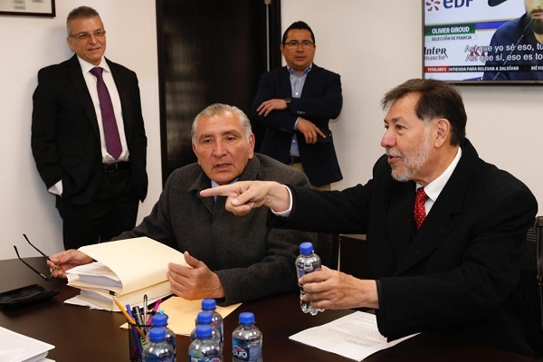 Adán Augusto López entregó en la Cámara de Diputados el ‘plan b’ de AMLO en materia electoral