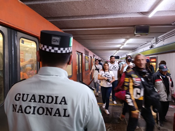 Vigila Guardia Nacional el metro de la Ciudad de México