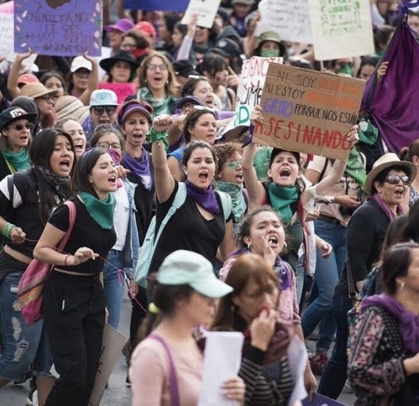 Mexicanas conmemoran el Día de la Mujer con movilizaciones