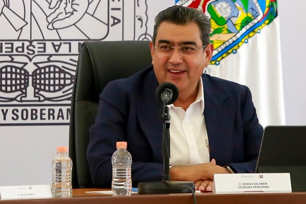 Puebla es un lugar para disfrutarse en familia: Sergio Salomón