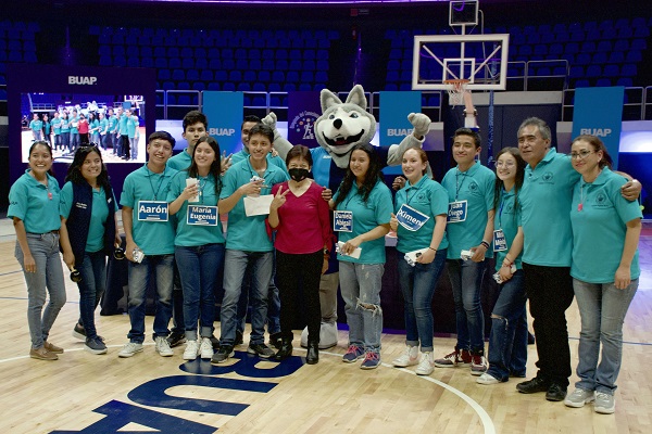 Complejo Regional Norte gana la Olimpiada del Conocimiento BUAP 2023