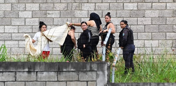 Reportan 41 mujeres fallecidas en cárcel de Honduras