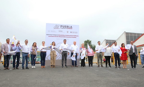 Garantiza gobierno espacios educativos dignos en Teziutlán