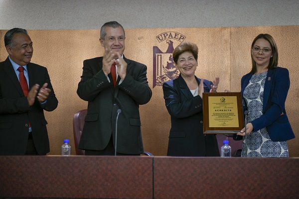 Acredita COMAEM a Facultad de Medicina de la UPAEP