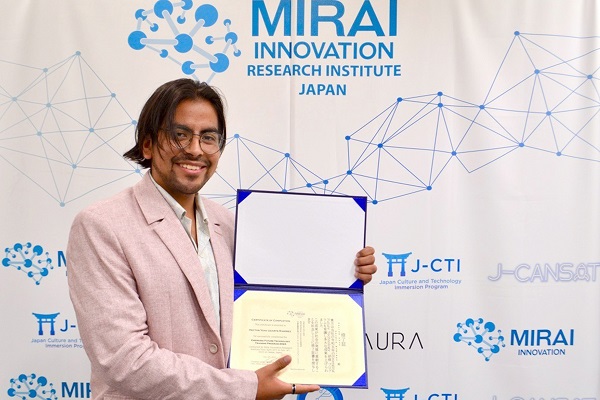 Alumno BUAP obtiene Premio del programa EMFUTECH 2023