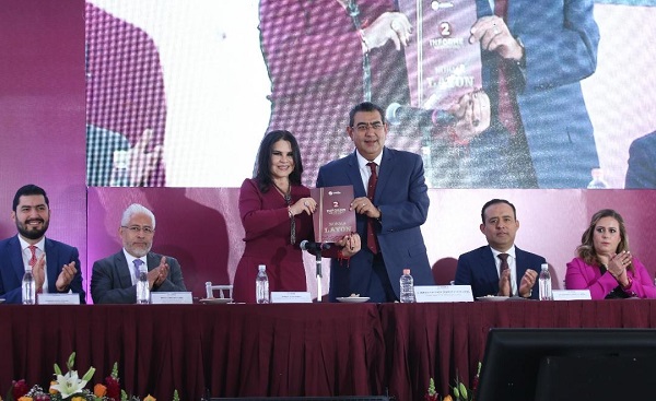 El gobernador Sergio Salomón hizo votos por la paz en la Franja de Gaza