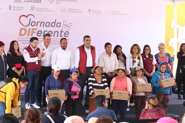 Consolida gobierno estatal asistencia social en juntas auxiliares