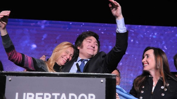 Factores que explican contundente triunfo de Milei en Argentina
