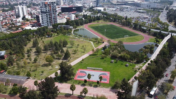 Inauguran rehabilitación del Parque del Arte