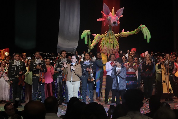 Encabezan Sergio Salomón y Gaby Bonilla concierto a beneficio del Sedif