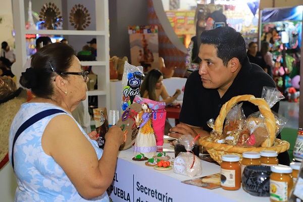 Ofrece Feria de Puebla actividades artesanales y de música tradicional