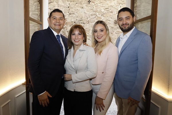 Armenta comparte declaración patrimonial y promete gobierno austero