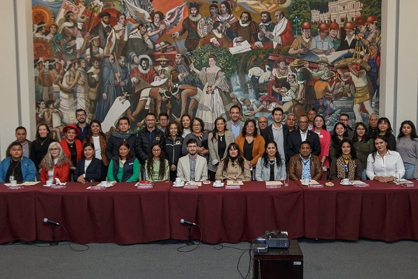 Lupita Cuautle presenta programas sociales 2025