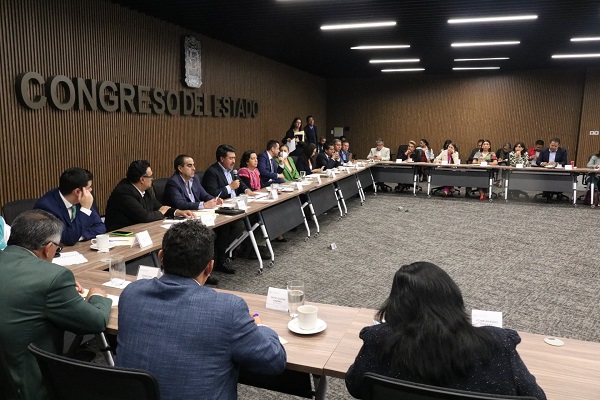 Gobierno estatal y Congreso impulsan programas sociales