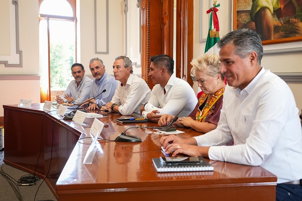 Ayuntamiento y estado impulsan obras en juntas auxiliares