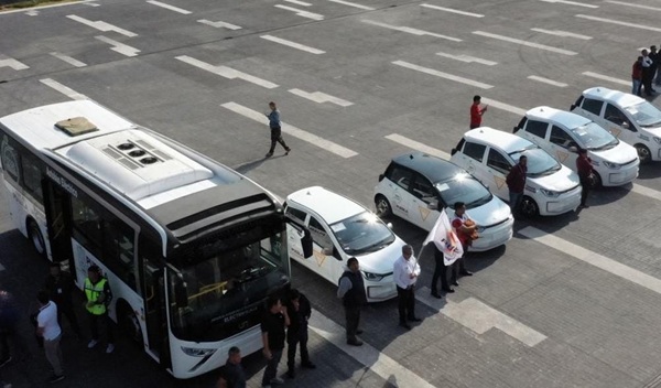 Puebla inicia la electromovilidad en transporte y combatirá la corrupción