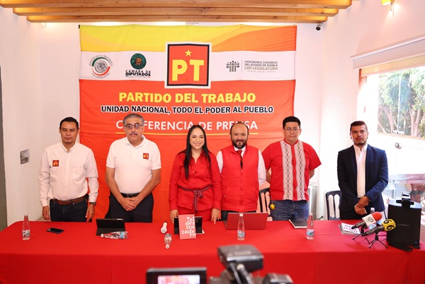 Liz Sánchez destaca el crecimiento del PT en Puebla