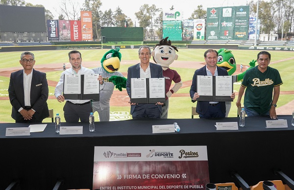 Ayuntamiento de Puebla y Pericos unen fuerzas por el deporte