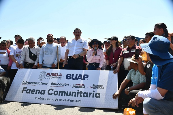 Universitarios BUAP se suman a jornada de limpieza en CU2