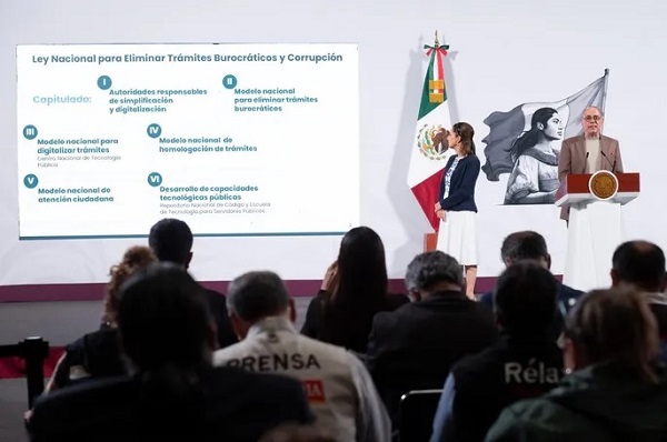 Sheinbaum impulsa el digitalizar trámites y reducir tiempos