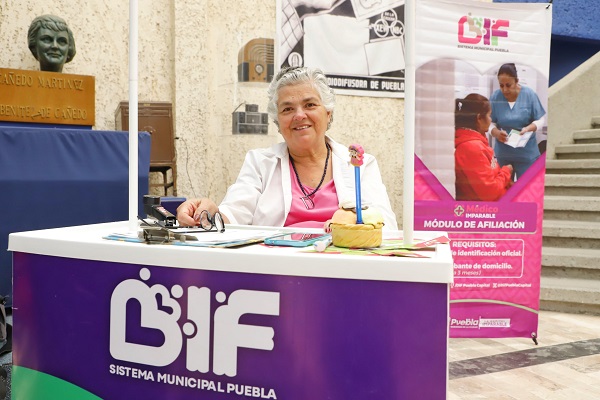 Servicios del SMDIF llegan a más poblanos