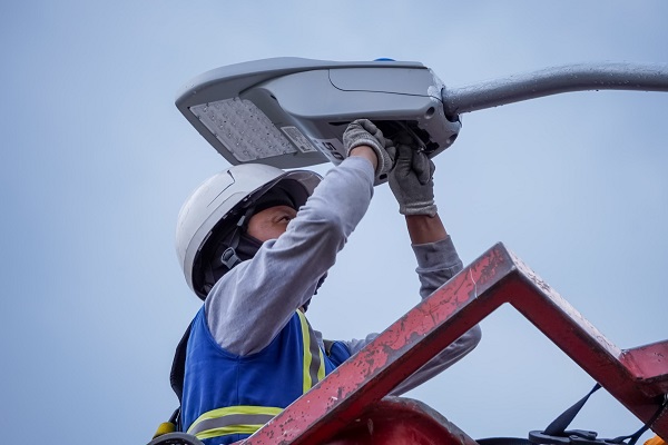 Lanzan app Puebla Brilla para reportes de luz