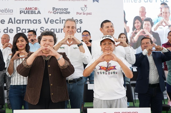 Refuerzan seguridad con alarmas vecinales en Puebla capital