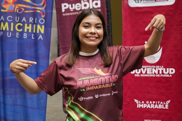 Presentan playera y medalla de la carrera «Juventud Imparable 2025»