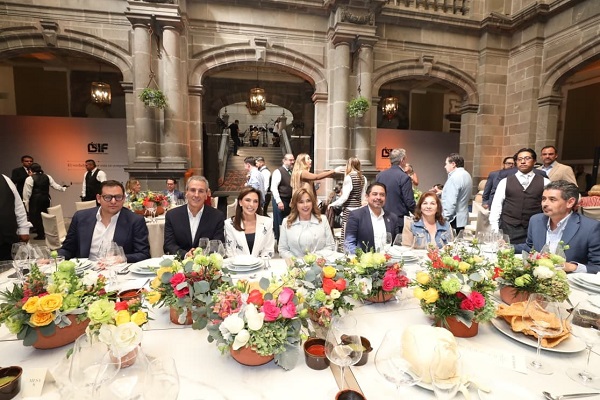 Impulsa SMDIF Puebla escuela para la niñez con síndrome de Down