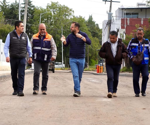 Avanza rehabilitación vial en Loma Bella