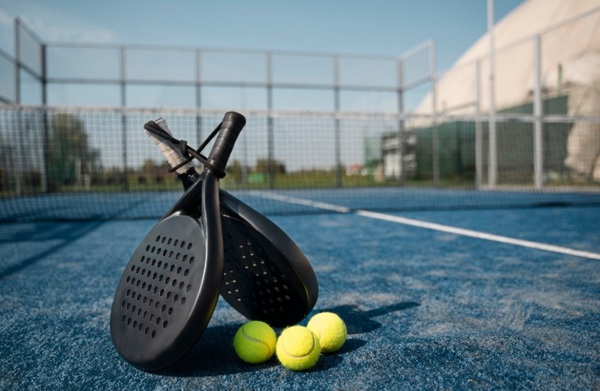 Anuncian Torneo Municipal de Pádel 2025