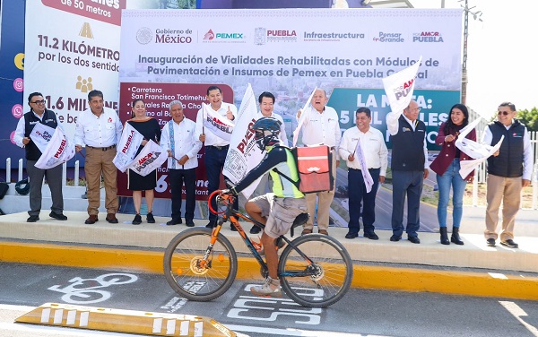 Destina Pemex más asfalto para vialidades en Puebla