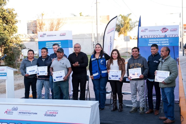 Lupita Cuautle entrega adoquinamiento en San Rafael Comac