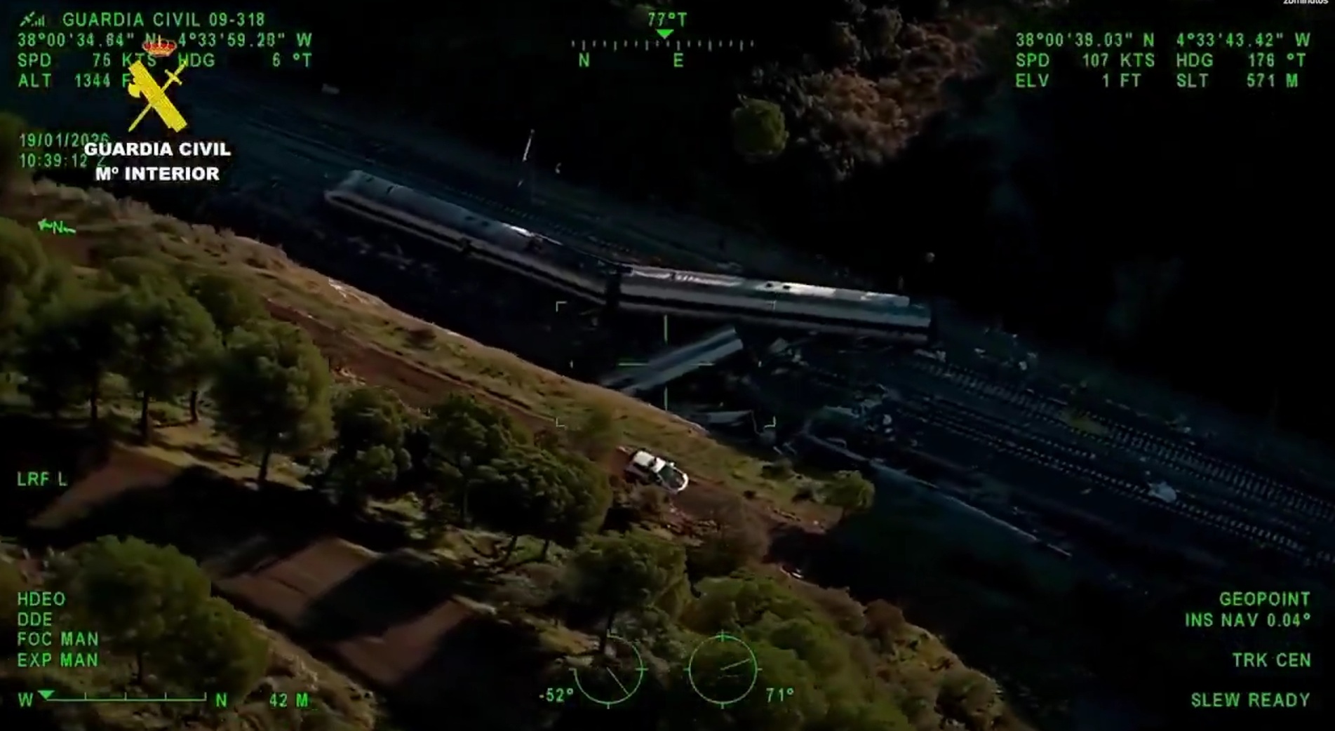 Choque de trenes en España deja 40 muertos
