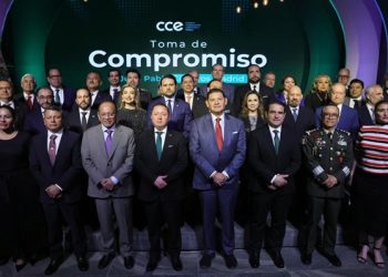 Impulsan Armenta y Cisneros unidad en Puebla