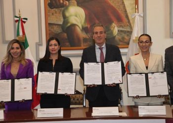 Fortalecen Comuna e IEE la cultura cívica y la igualdad