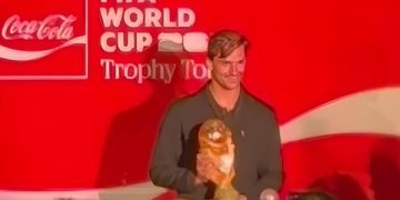 Llega a Puebla trofeo del Mundial 2026