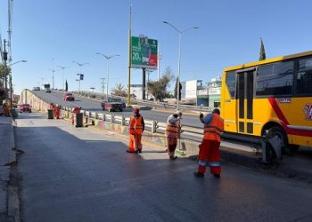 Refuerzan limpieza integral en accesos principales de la ciudad