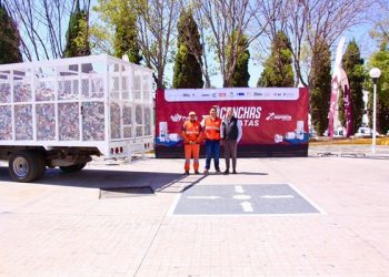 Entrega OOSL 50 mil latas para canchas deportivas