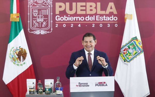 Cablebús reduce emisiones y tiempos de traslado: Armenta