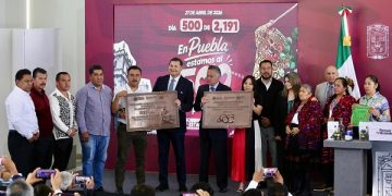 Escala Puebla al top tres en patentes