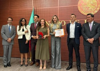 Recibe Puebla capital premio por audioguía cultural