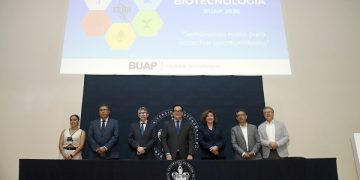 Inaugura BUAP encuentro de biotecnología