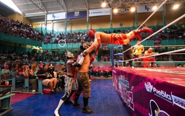 Celebran Comuna y SMDIF a la niñez con función de lucha libre