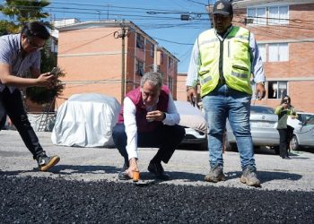 Refuerza Chedraui Campaña de Bacheo en el Infonavit San Jorge