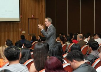 Protege Chedraui a familias ante temporada de lluvias